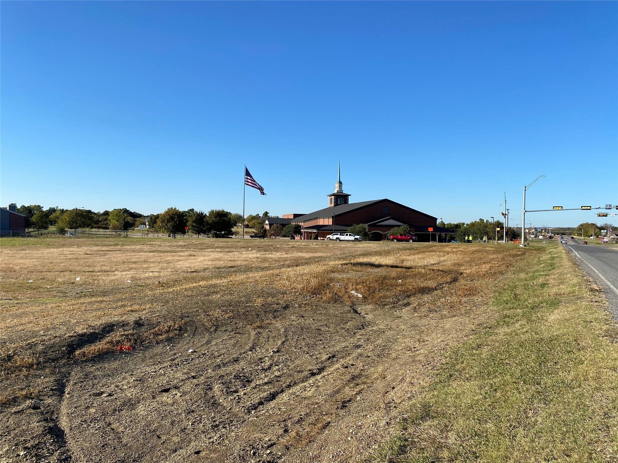 1 W Taylor St, Sherman, TX for sale Primary Photo- Image 1 of 1