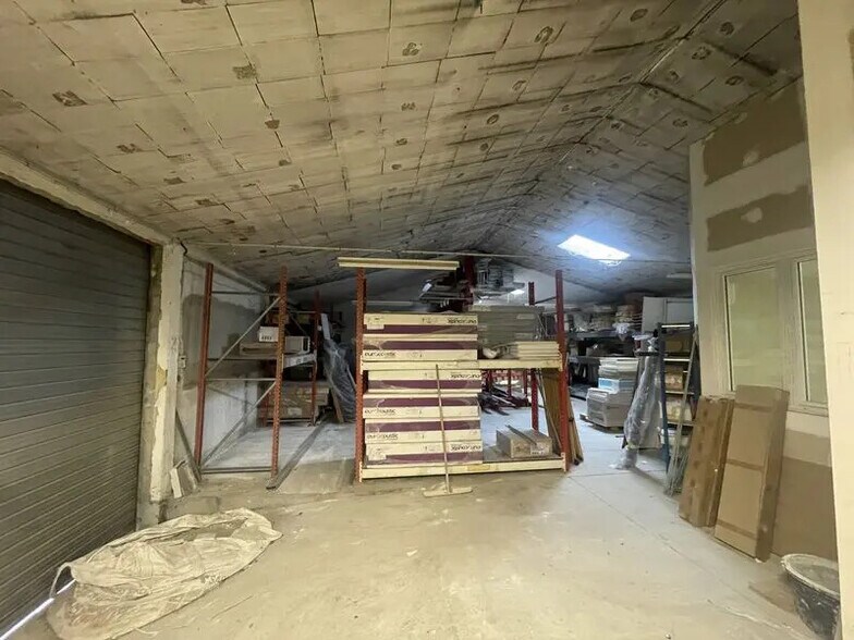 Chemin Du Sang De Serp, Toulouse for lease - Interior Photo - Image 1 of 5