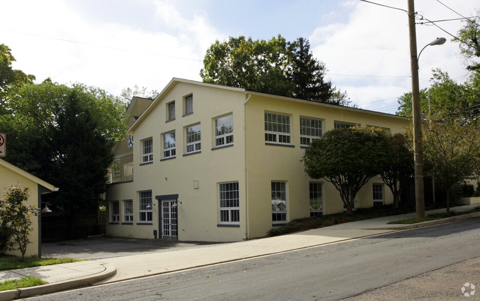 1415 Elliot Pl NW, Washington, DC for sale - Primary Photo - Image 1 of 1