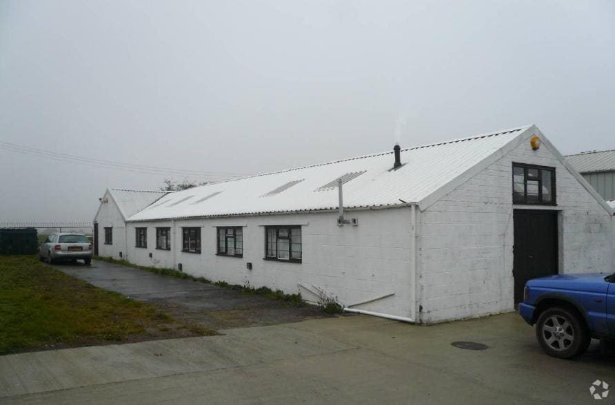 Tormarton Rd, Chippenham for lease Primary Photo- Image 1 of 16