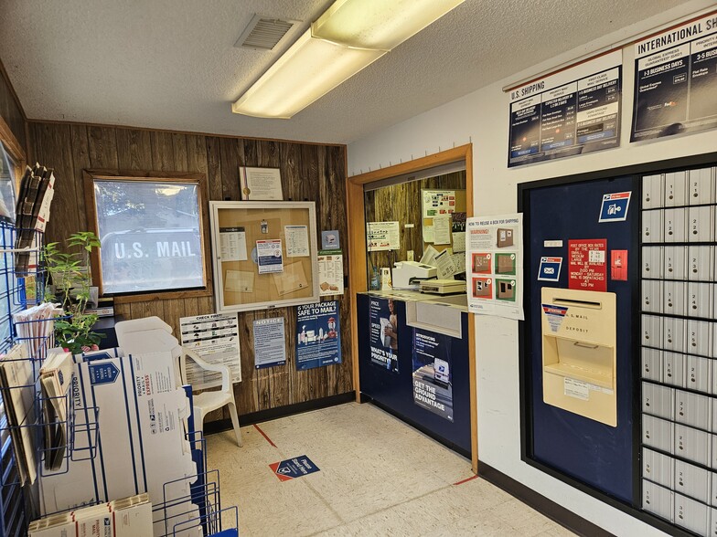 8180 State Hwy W, Pontiac, MO for sale - Interior Photo - Image 3 of 7