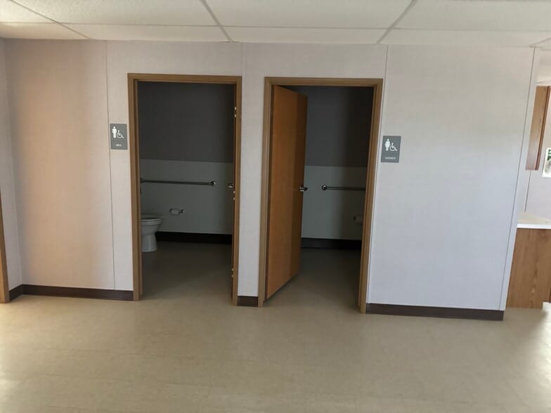 380 FM 468, Cotulla, TX for lease - Building Photo - Image 2 of 14