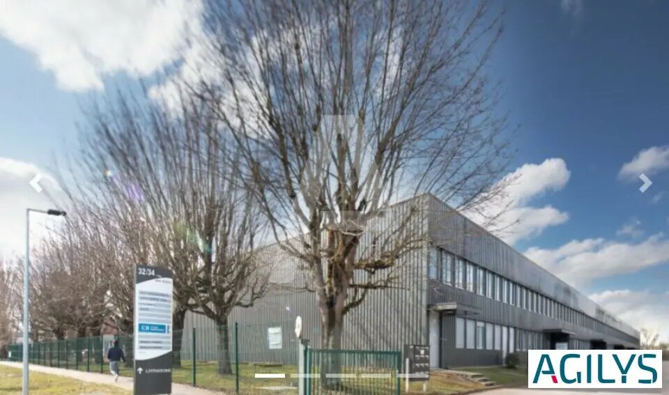 Flex in Coignières for lease - Building Photo - Image 2 of 5