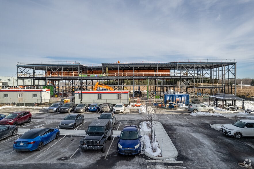 401 Rue Louis-Blériot, Mascouche, QC for lease - Building Photo - Image 3 of 7