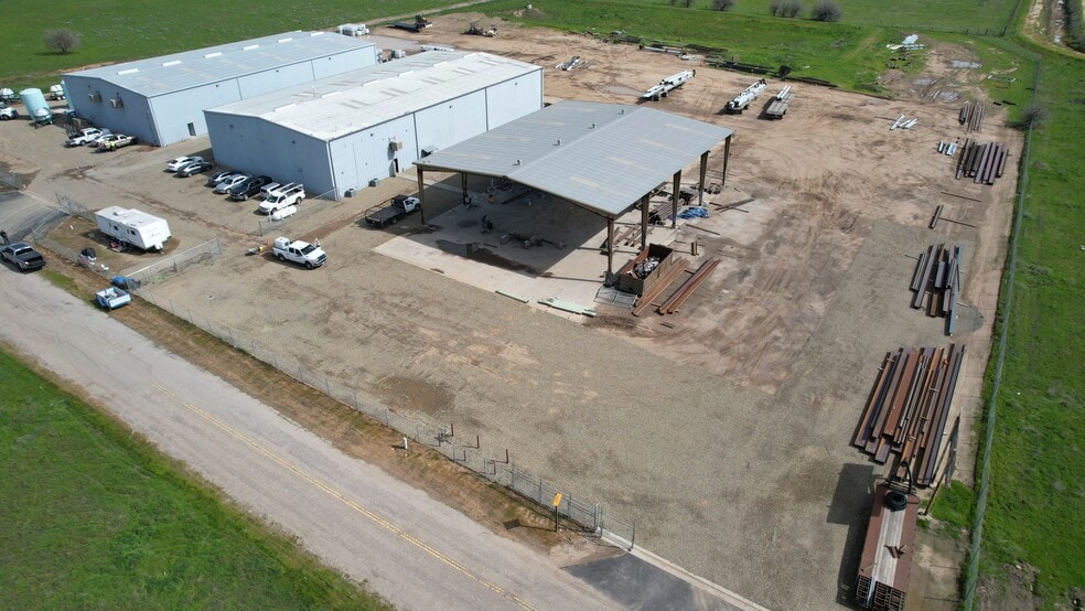 21721 Road 20, Chowchilla, CA for lease - Building Photo - Image 3 of 6