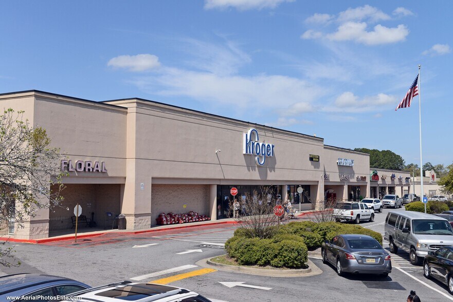 545555 W Oglethorpe Hwy, Hinesville, GA, 31313 Supermarket Property For Sale