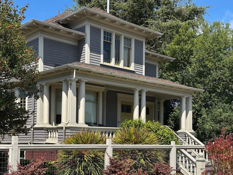 1369 G St, Arcata, CA for sale - Primary Photo - Image 1 of 36