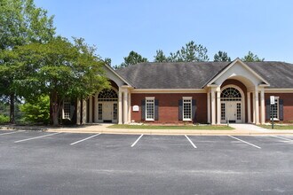 5009 Riverchase Dr, Phenix City, AL for lease Building Photo- Image 1 of 15