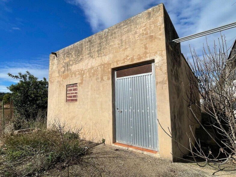 Industrial in Chella for sale - Building Photo - Image 2 of 5
