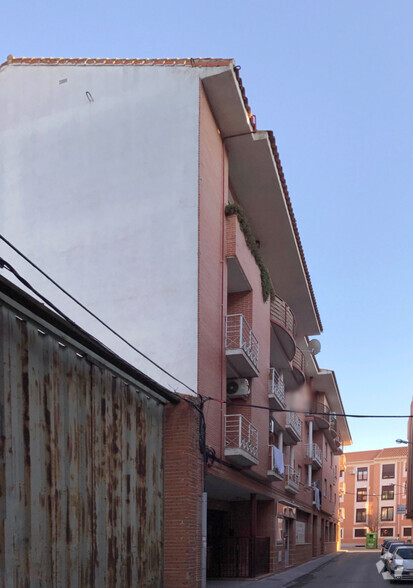 Calle Mariana Pineda, 4, Ocaña, Toledo for sale - Building Photo - Image 2 of 2