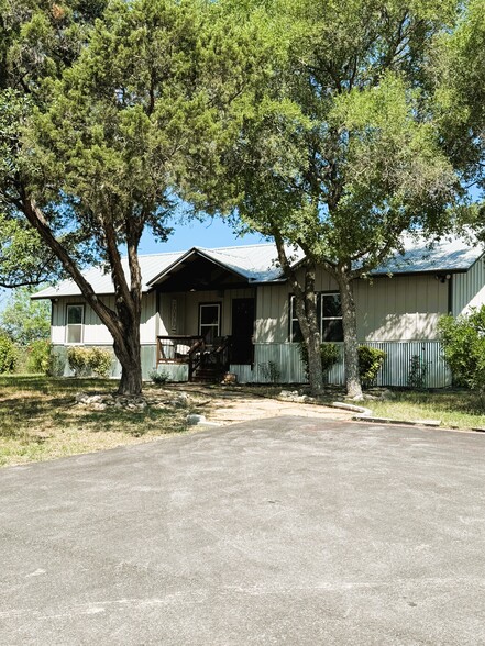 19996 FM 1283, Mico, TX for sale - Building Photo - Image 3 of 3