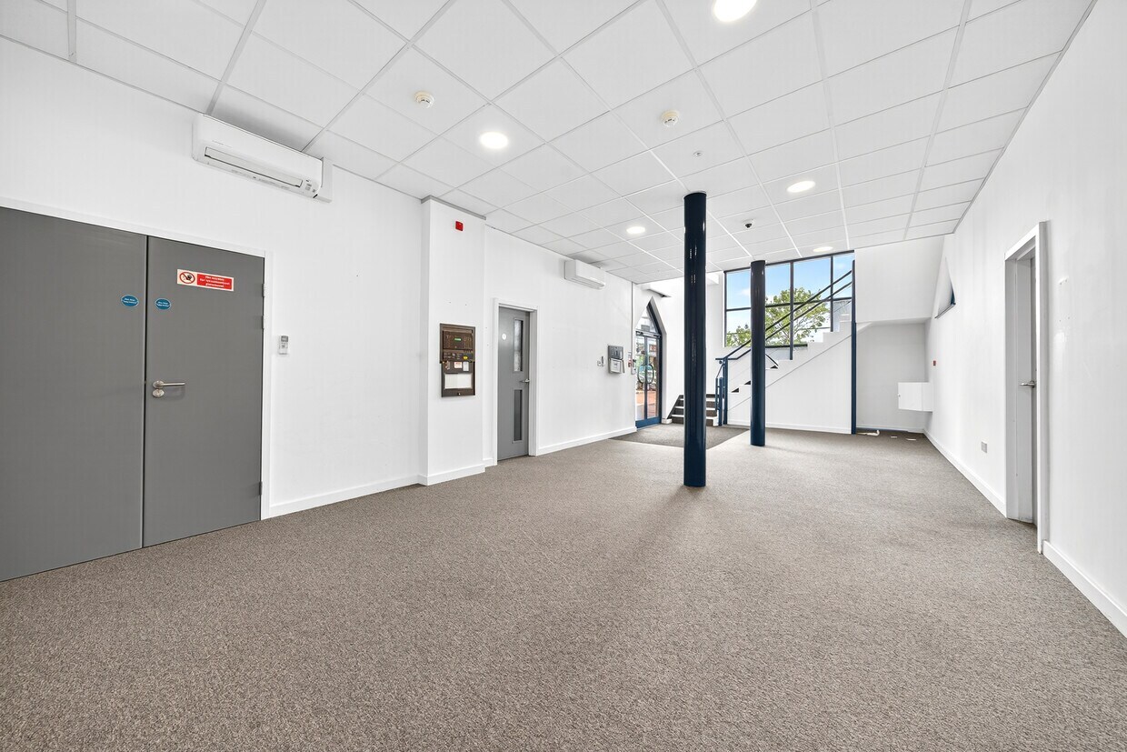 Edinburgh Way, Harlow, ESS CM20 2BN - Unit 7 - - Interior Photo - Image 1 of 6