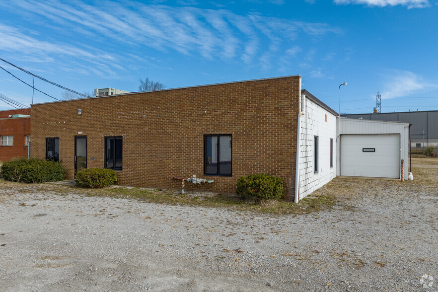 1045 Eagon St, Barberton, OH for sale - Building Photo - Image 1 of 19