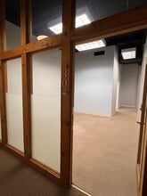 100 Ross St, Pittsburgh, PA for lease Interior Photo- Image 1 of 11