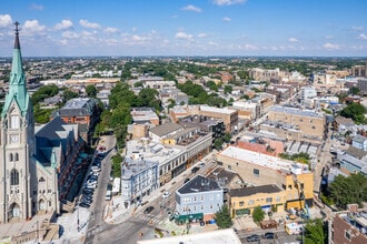 3020 N Lincoln Ave, Chicago, IL - AERIAL  map view