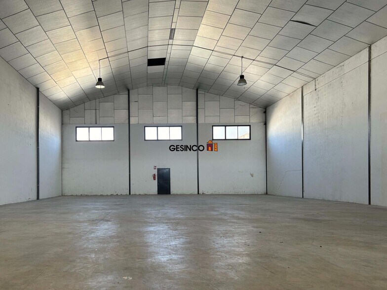 Industrial in Ontinyent, Valencia for lease - Building Photo - Image 2 of 9