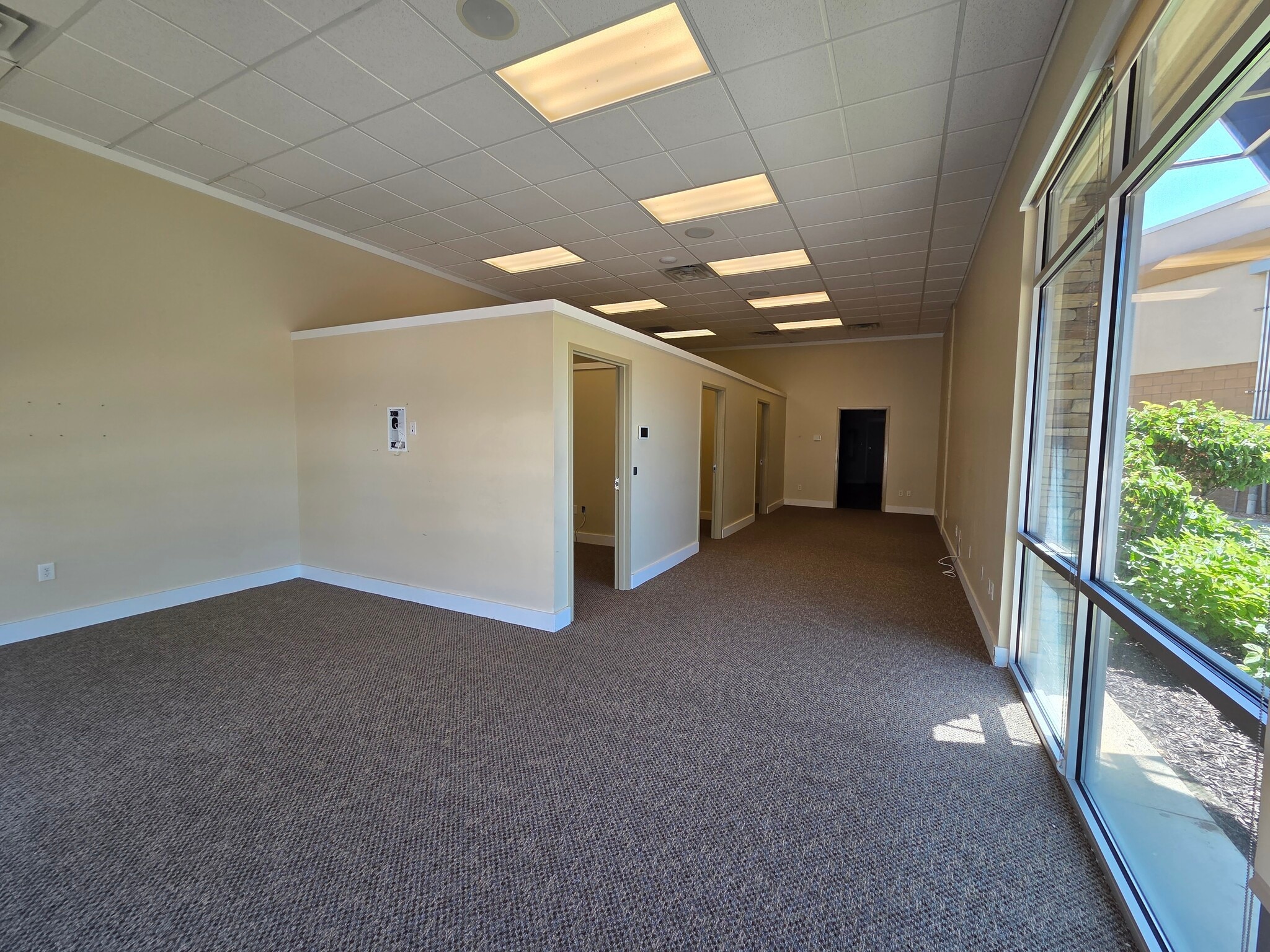 5600 S Harrison Blvd, South Ogden, UT for lease Interior Photo- Image 1 of 2