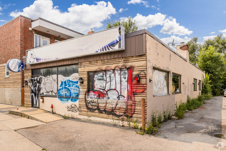 4111 Rue Beaubien E, Montréal, QC for sale - Primary Photo - Image 1 of 4