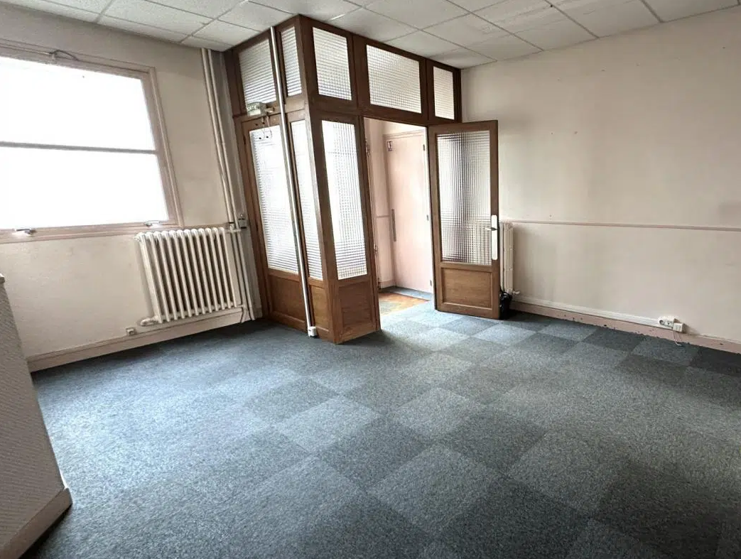 19 Rue Du General Leclerc, Meaux for lease Interior Photo- Image 1 of 8