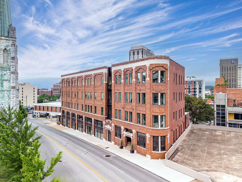 707 Georgia Ave, Chattanooga, TN for sale - Building Photo - Image 2 of 21