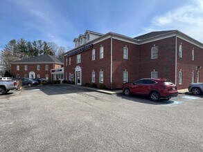 3705 Teays Valley Rd, Hurricane, WV for lease Building Photo- Image 1 of 12