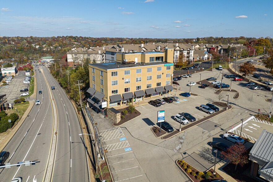 1699 Washington Rd, Pittsburgh, PA for lease - Building Photo - Image 1 of 10