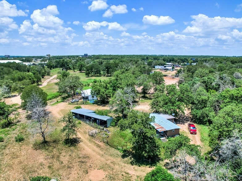 1177 Highway 71 W, Bastrop, TX for sale - Building Photo - Image 3 of 40