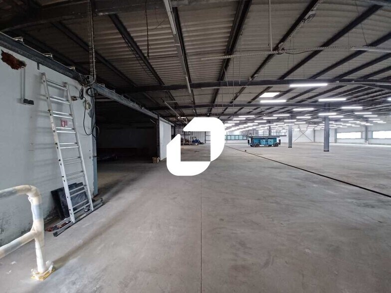 Flex in Lormont for lease - Building Photo - Image 3 of 10