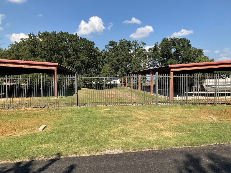 761 SE County Road 3190, Corsicana, TX for sale - Primary Photo - Image 1 of 1