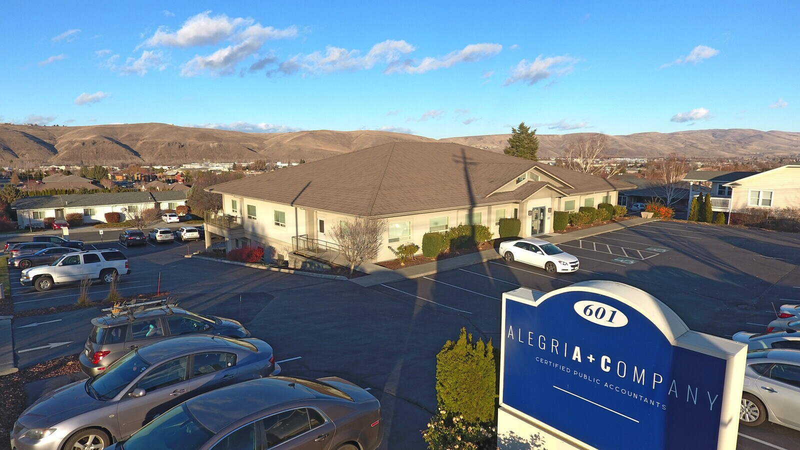 603 N 39th Ave Yakima Wa 98902 Office For Lease Loopnet Com