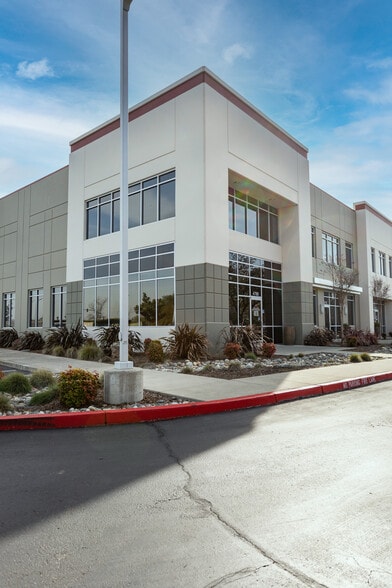 4750-4794 Duckhorn Dr, Sacramento, CA for sale - Building Photo - Image 3 of 32
