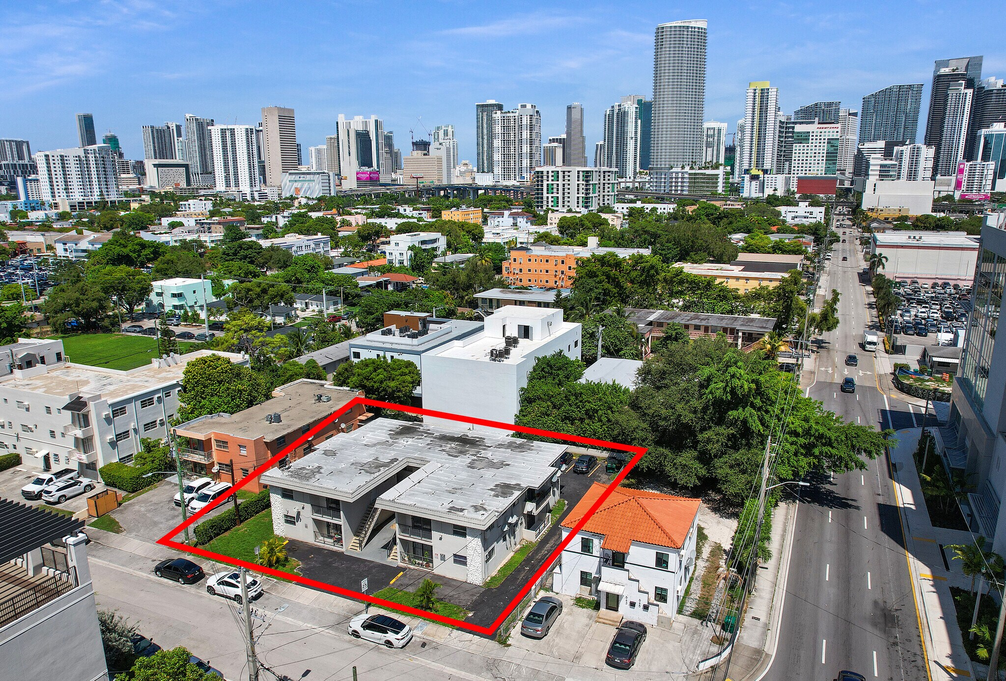 635 SW 7th Ct, Miami, FL for sale Building Photo- Image 1 of 15