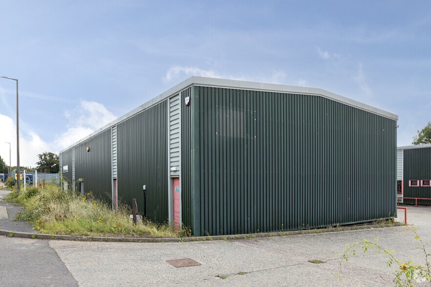 Fourth Av, Halstead for lease - Building Photo - Image 2 of 16
