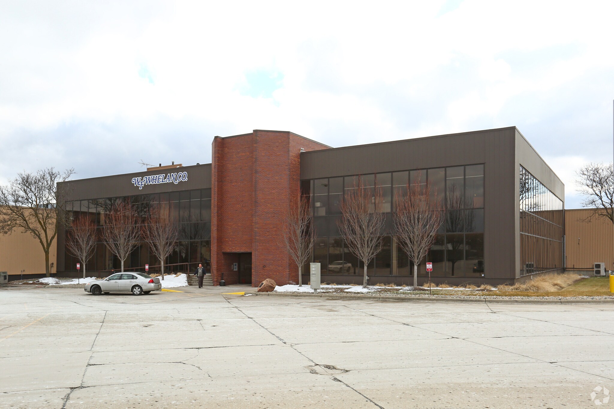 41425 Joy Rd, Canton, MI for sale Primary Photo- Image 1 of 1