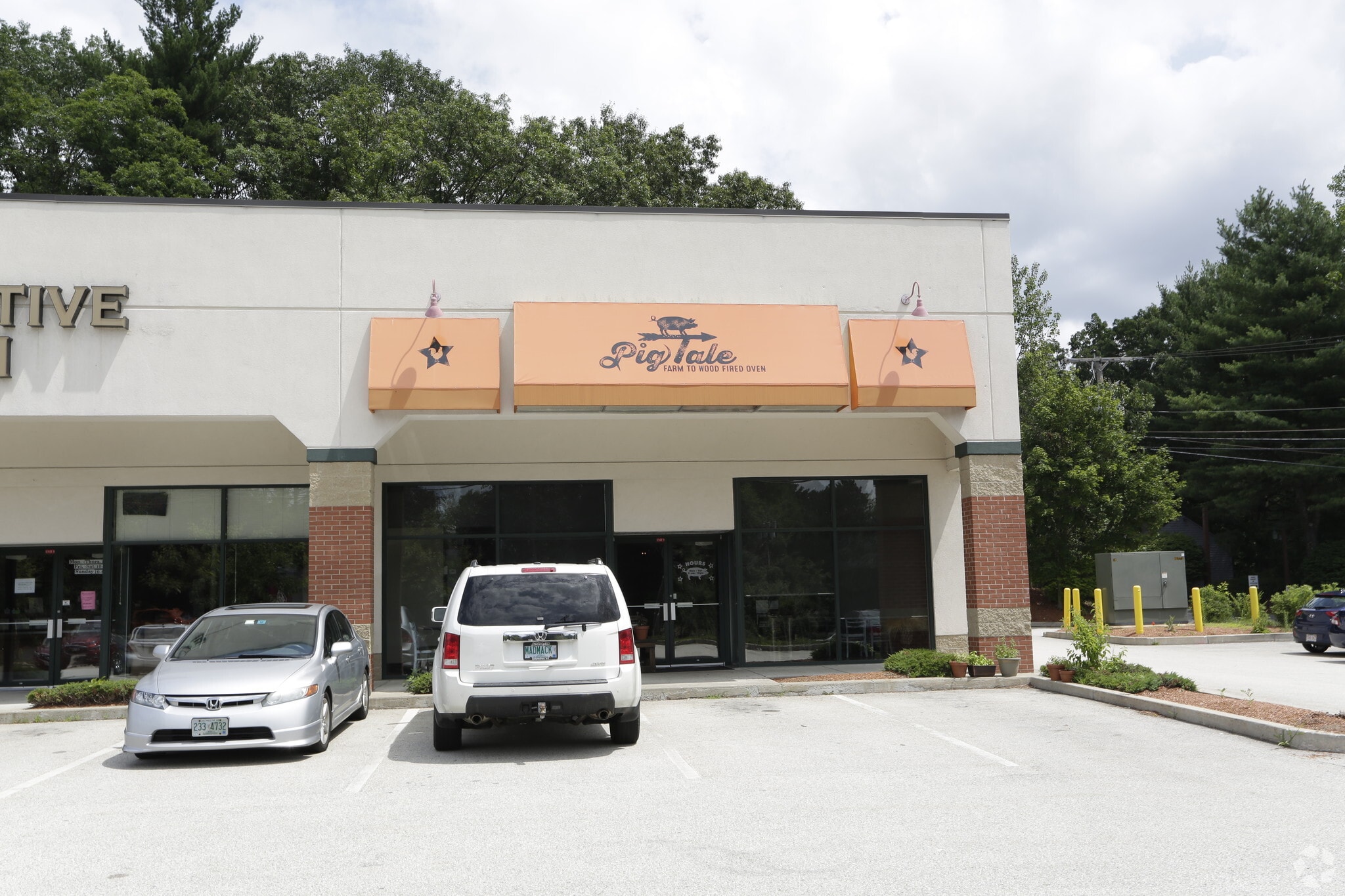 449 Amherst St, Nashua, NH 03063 Amherst Plaza