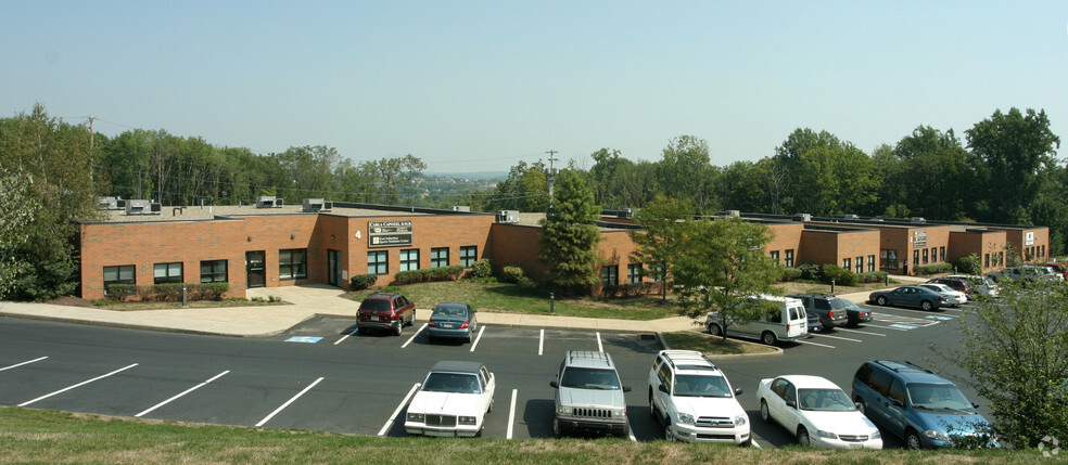 3520 Route 130, Irwin, PA for lease - Building Photo - Image 3 of 4