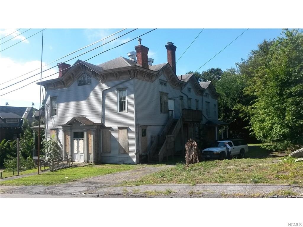 12 Washington St, Middletown, NY for sale Primary Photo- Image 1 of 1