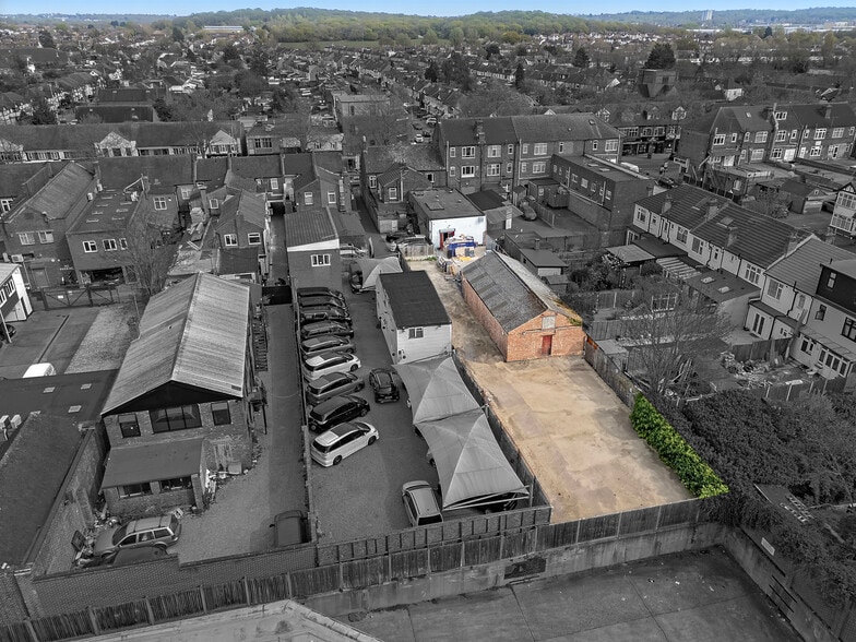 249A Chingford Mount Rd, London for sale - Building Photo - Image 3 of 5