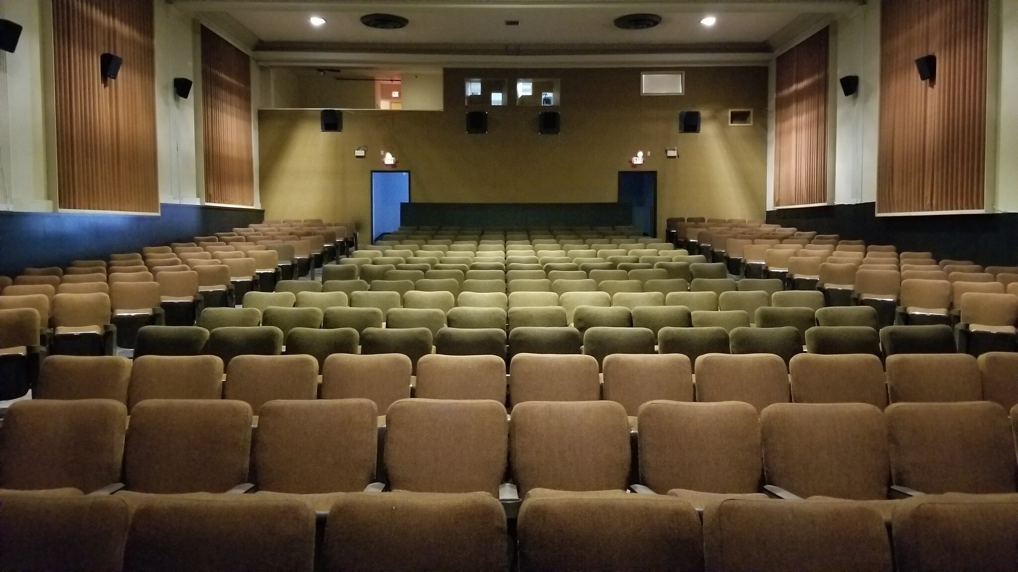 926 W Main St, Duncan, OK 73533 Palace Theater