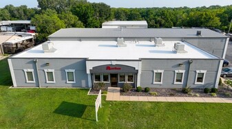 4600 E Martha Truman Rd, Grandview MO - Warehouse