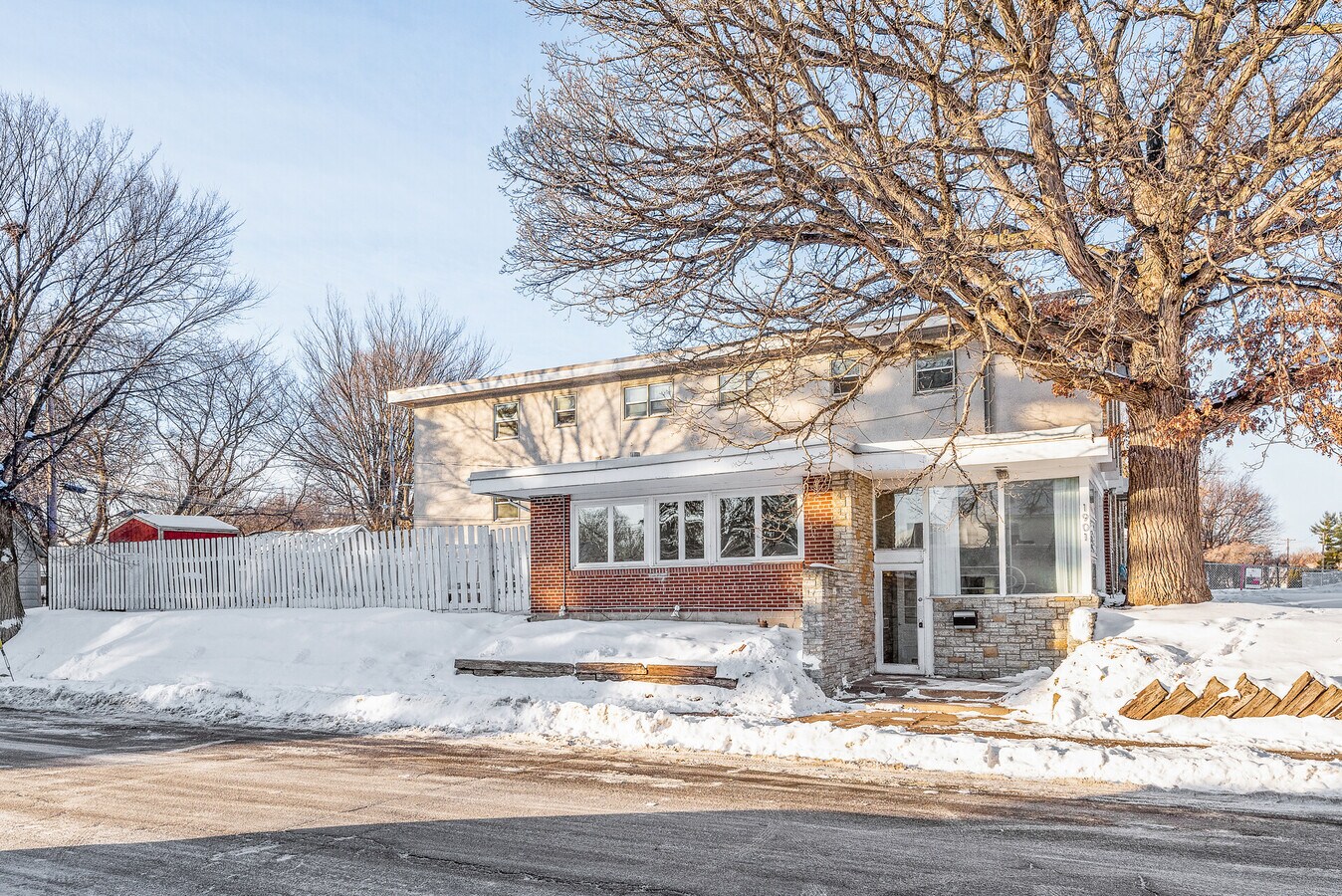 1901 Glenwood Ave N, Minneapolis, MN 55405