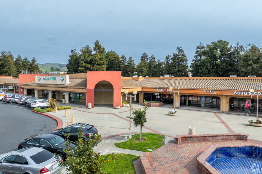 1 Union Sq, Union City, CA for lease - Building Photo - Image 2 of 14