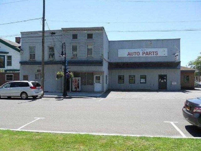 30 S Park St, Clyde, NY for sale - Primary Photo - Image 1 of 1