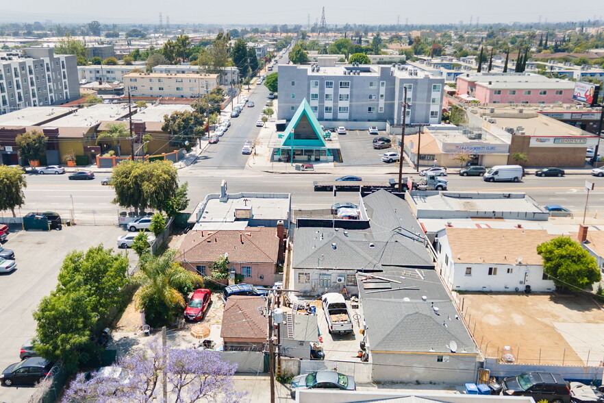 7436-7444 Lankershim Blvd, North Hollywood, CA for sale - Building Photo - Image 3 of 17