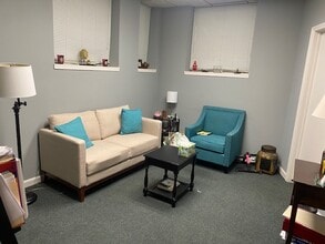 646 Main St, Port Jefferson, NY for lease Building Photo- Image 2 of 7