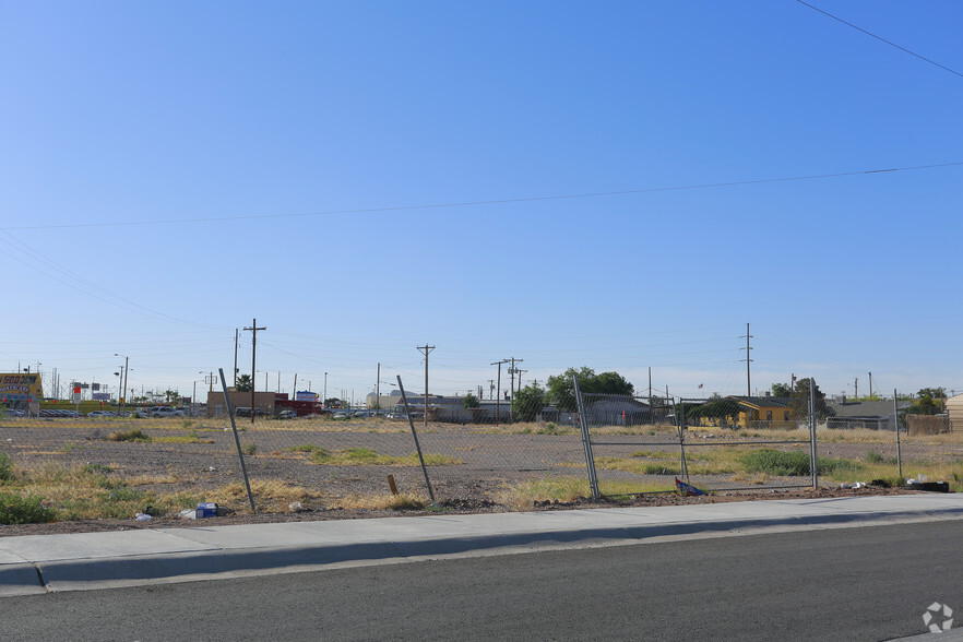 6850 Alameda Ave, El Paso, TX for lease - Primary Photo - Image 1 of 2