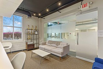 590 Means St NW, Atlanta, GA for lease Interior Photo- Image 1 of 6