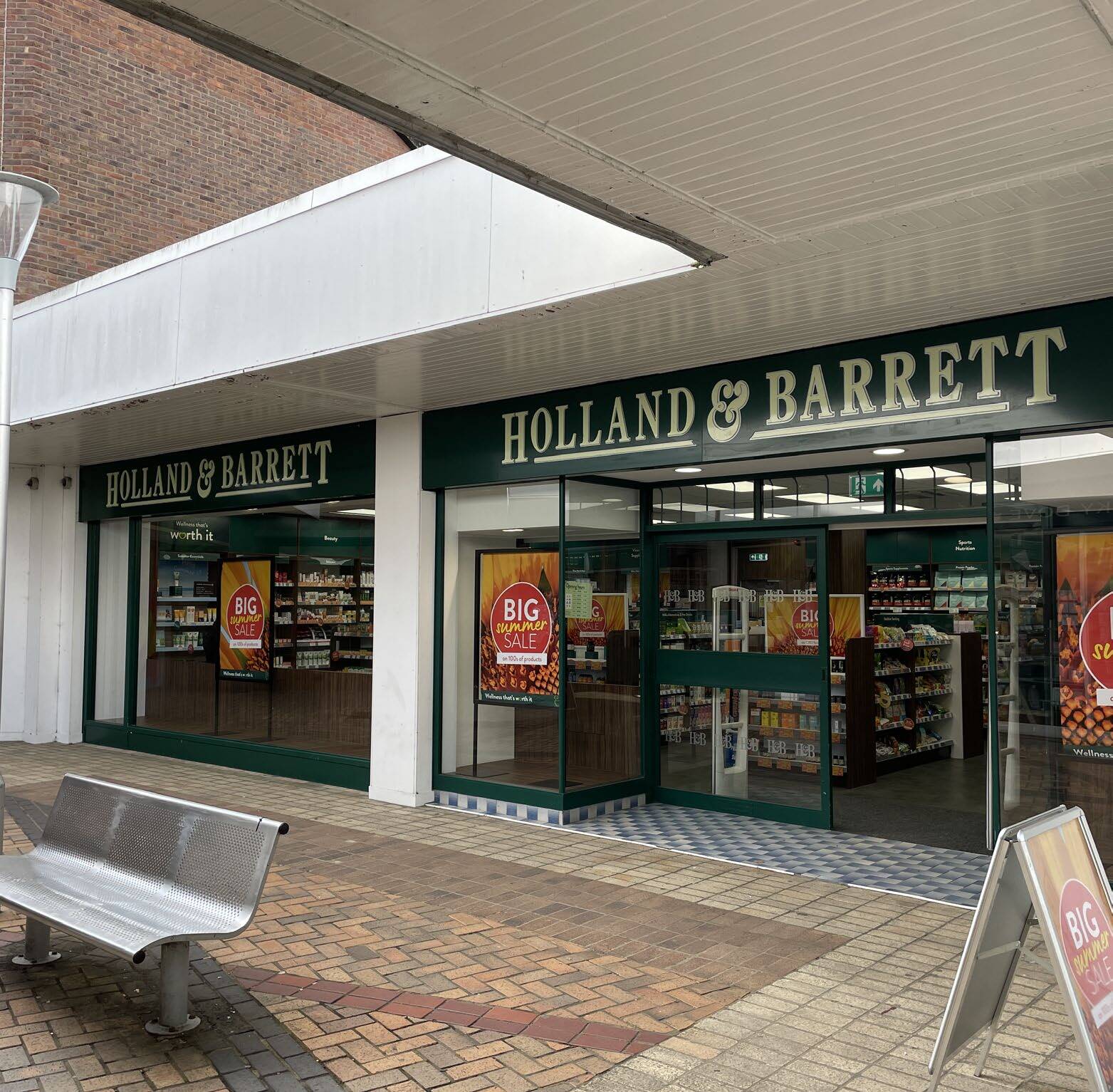 Guildford St, Chertsey for sale Building Photo- Image 1 of 1