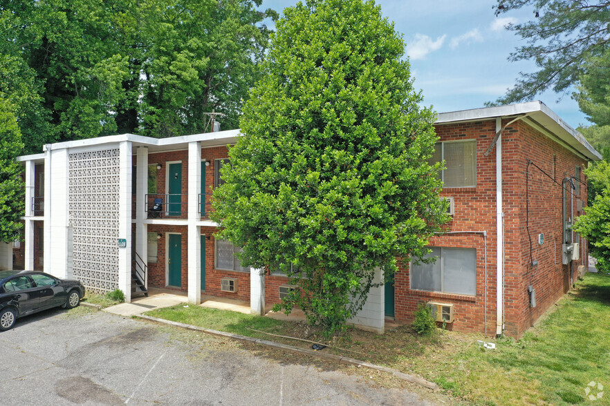 111 Salem Valley Road, Winston-Salem, NC for sale - Primary Photo - Image 1 of 8