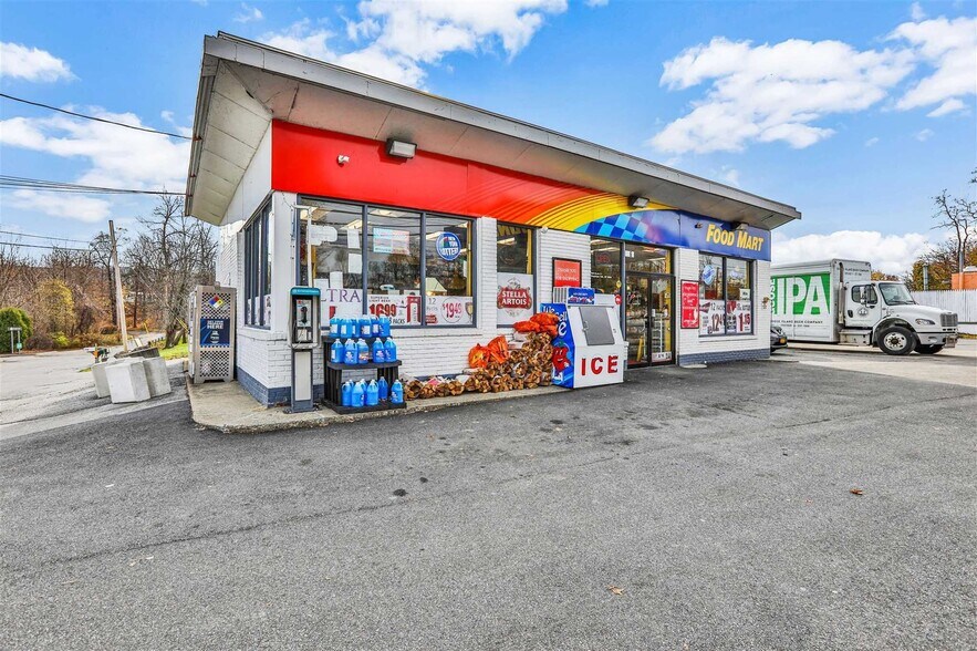 1462 Route 9D, Wappingers Falls, NY for sale - Building Photo - Image 2 of 17